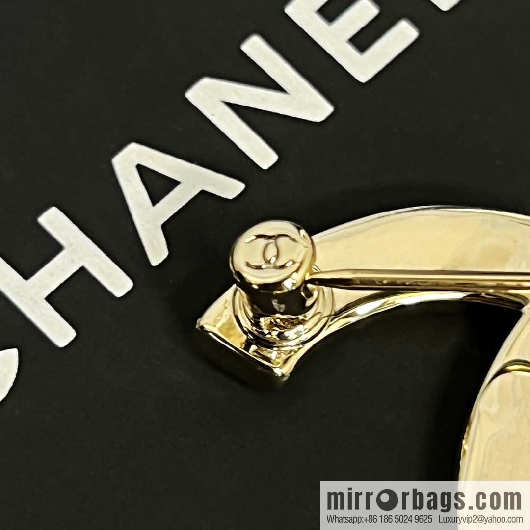 New ☑️ Chanel double c pentagram brooch