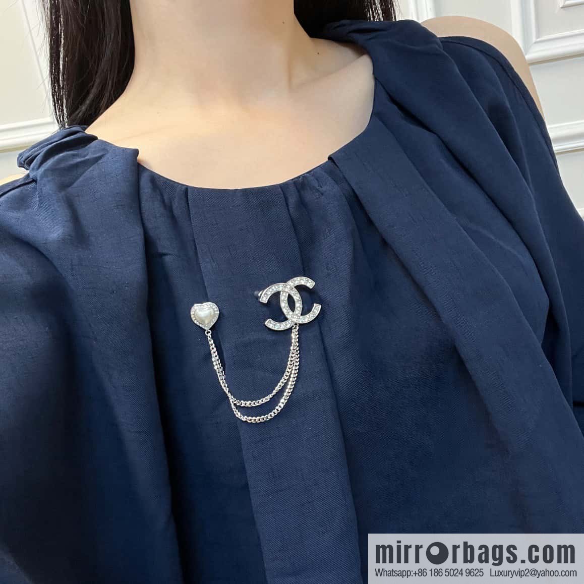 New ☑️ Chanel double c fringed love peach heart brooch