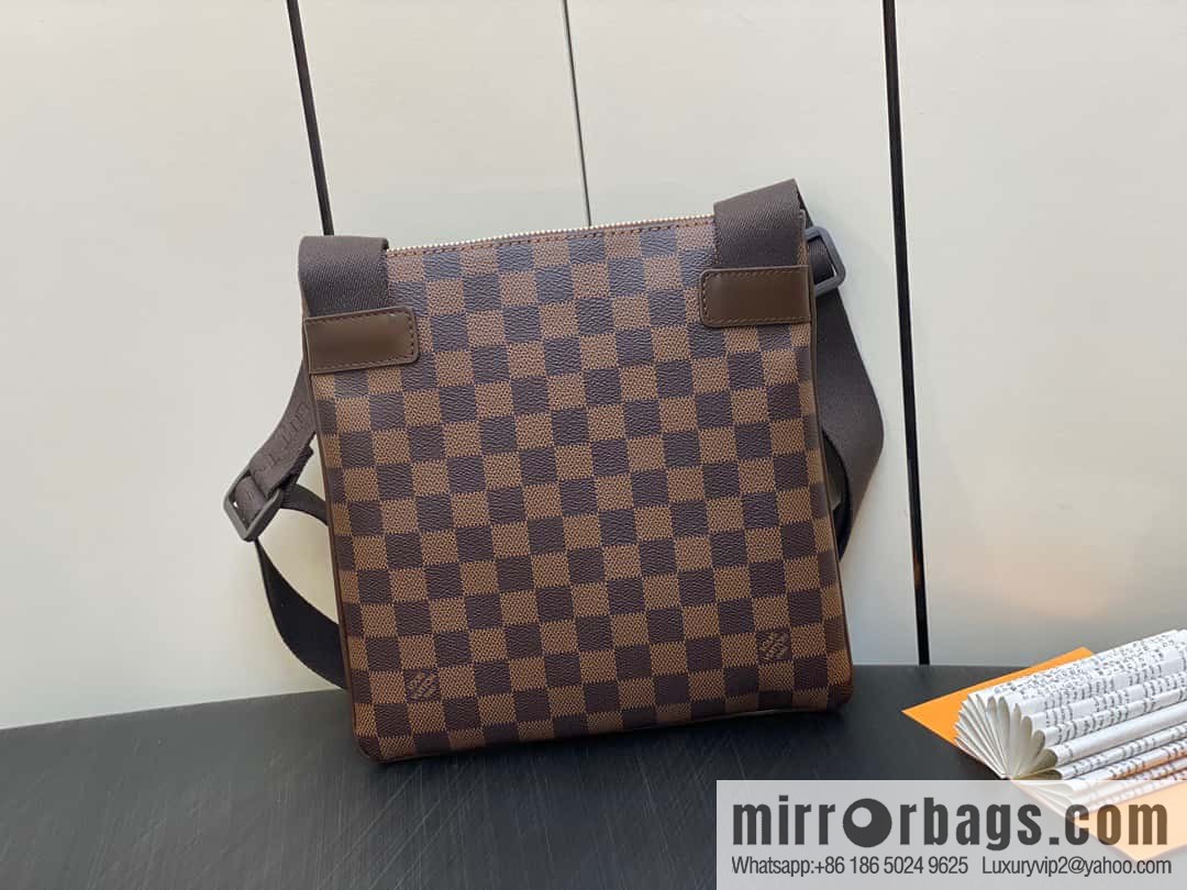 [Boutique‑grade] N51127 coffee grid, medieval men's bag messenger bag series