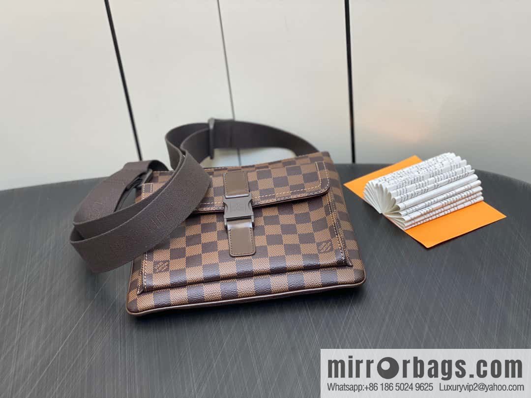 [Boutique‑grade] N51127 coffee grid, medieval men's bag messenger bag series