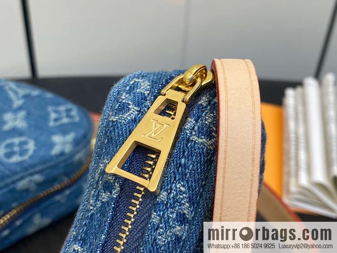 [Boutique‑grade] M46856 blue, denim bowl bean bag series Croissant MM croissant bag 2024 early spring series croissant bag