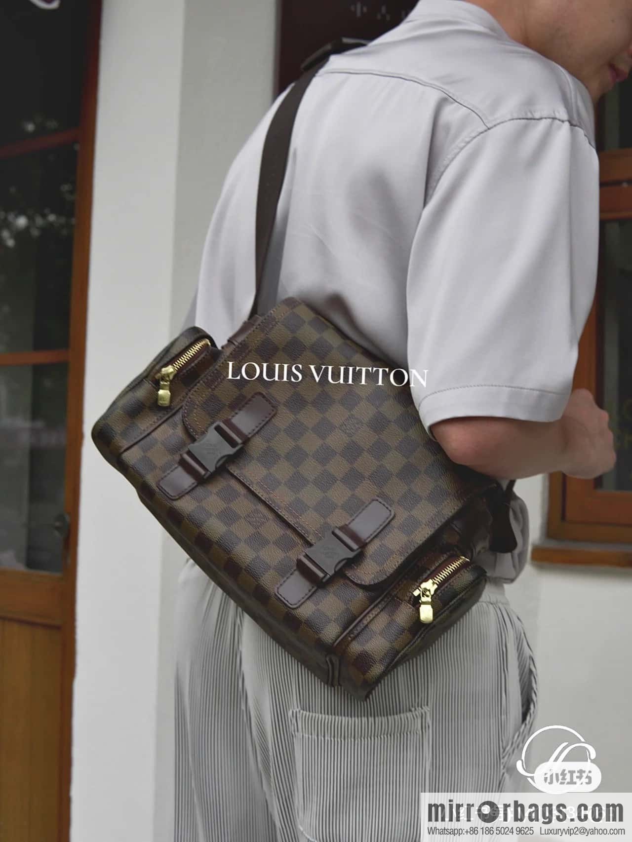[Boutique‑grade] N51126 coffee grid, medieval men's bag messenger bag series, medieval camera bag