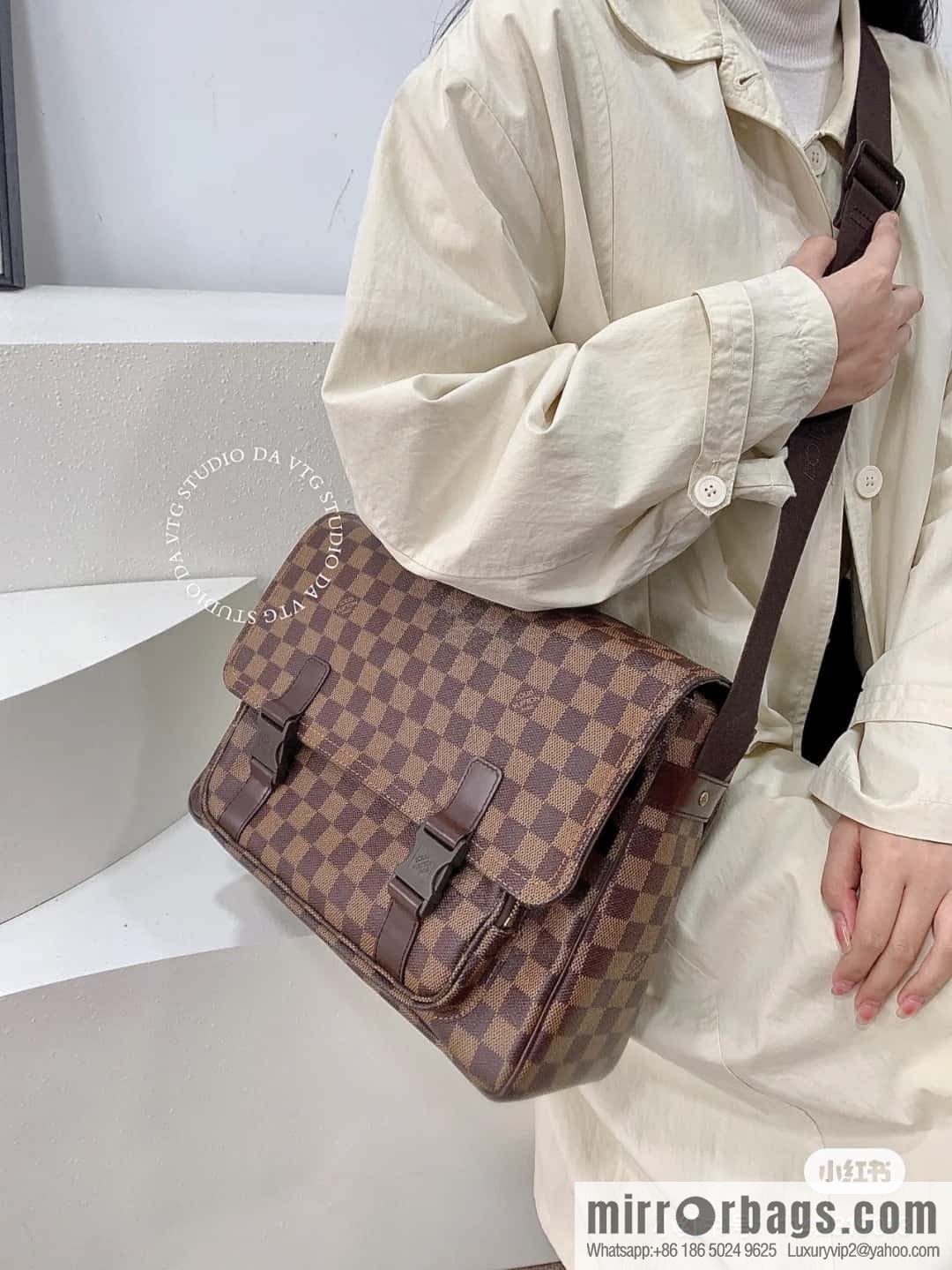 [Boutique‑grade] N51125 coffee grid, medieval men's bag messenger bag series, medieval messenger bag