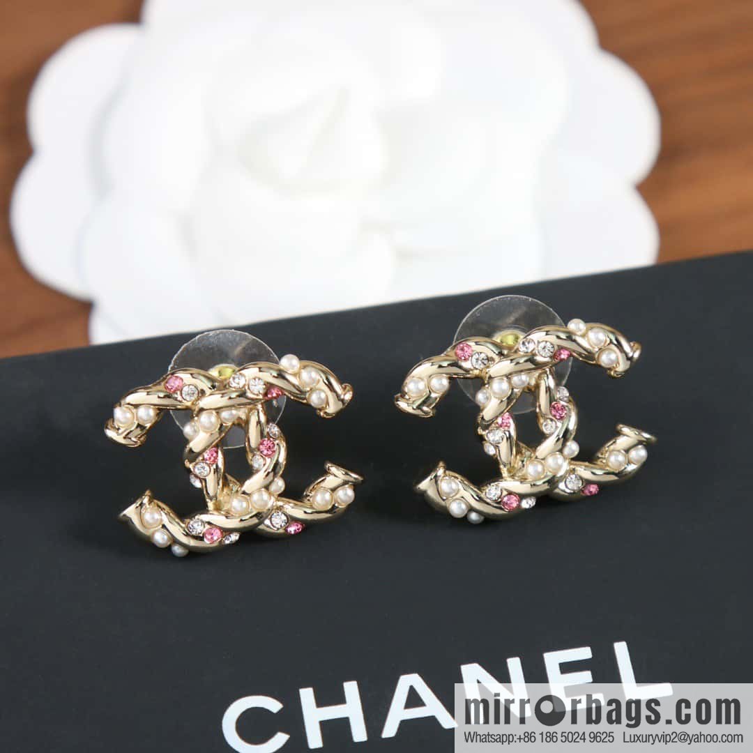 New ☑️ Chanel c1 double c pink diamond pearl stud earrings