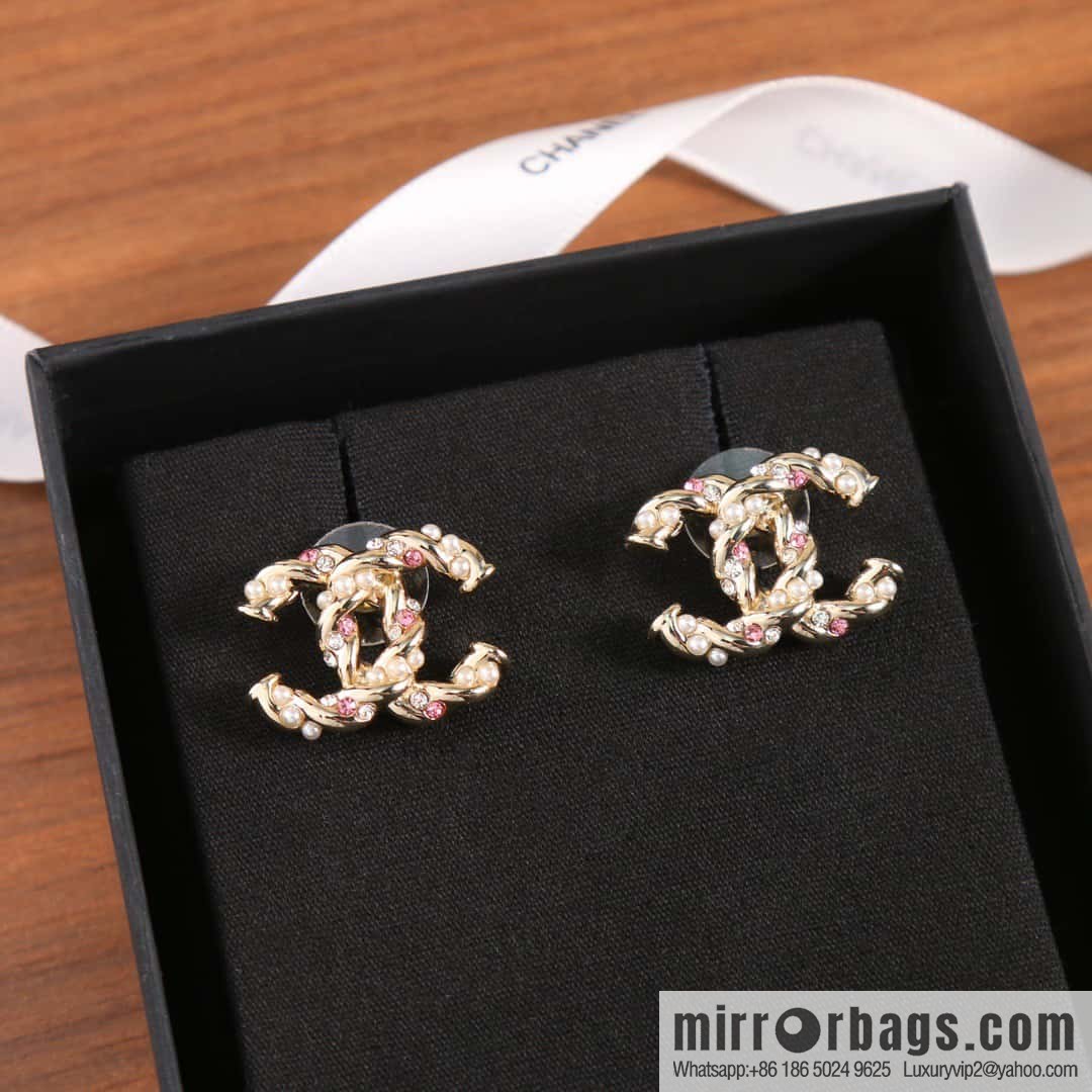 New ☑️ Chanel c1 double c pink diamond pearl stud earrings