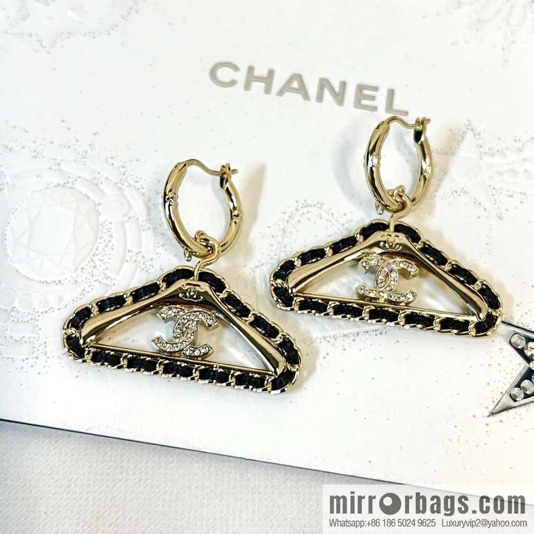 ☀️New ☑️ chanel c2 double c black leather rope hanger earrings ☀️