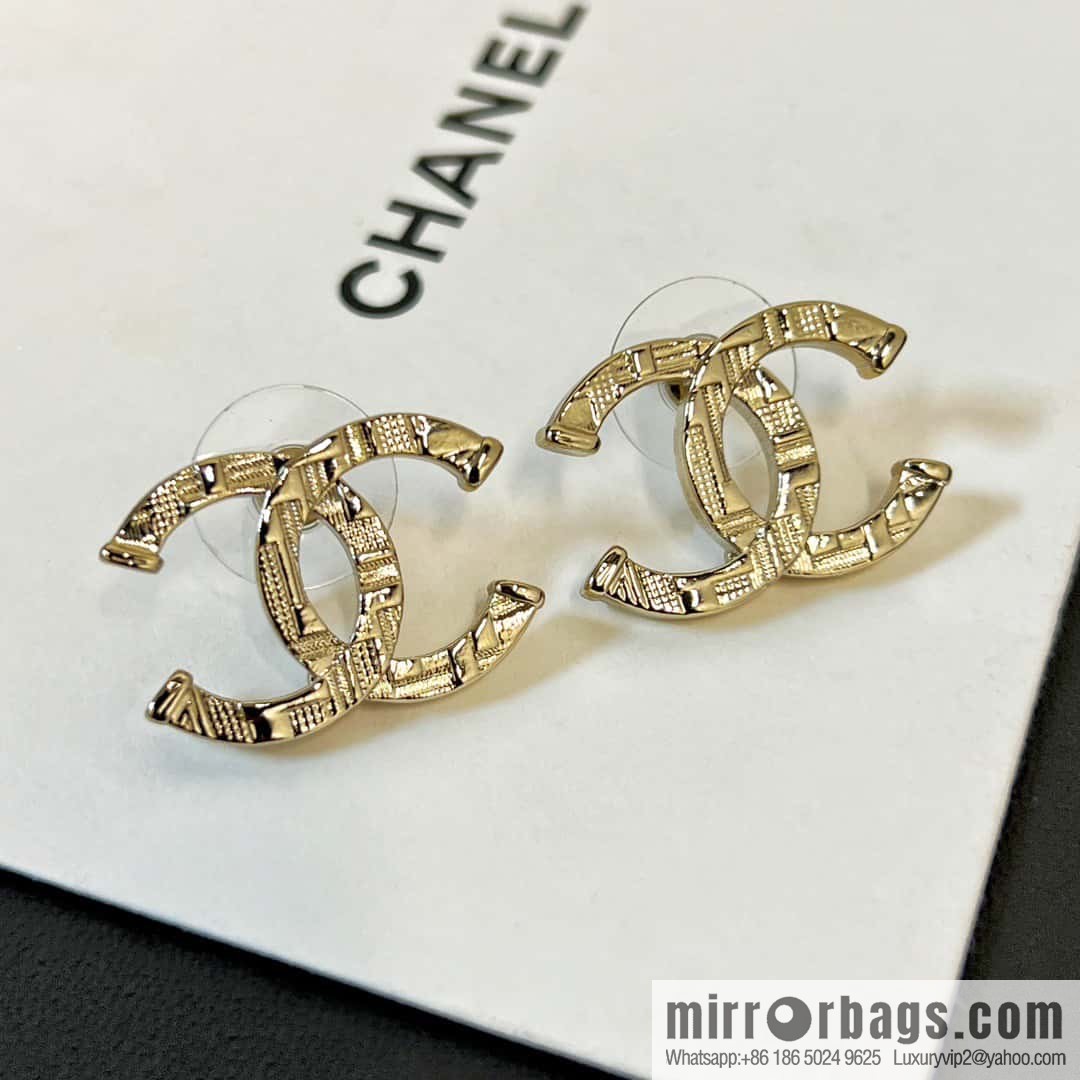 ☀️New ☑️ Chanel C1 double c diamond stud earrings ☀️