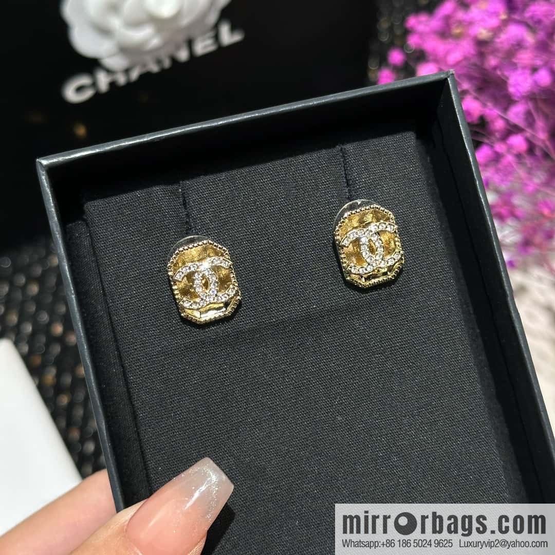☀️New ☑️ Chanel double c rhinestone octagon stud earrings ☀️