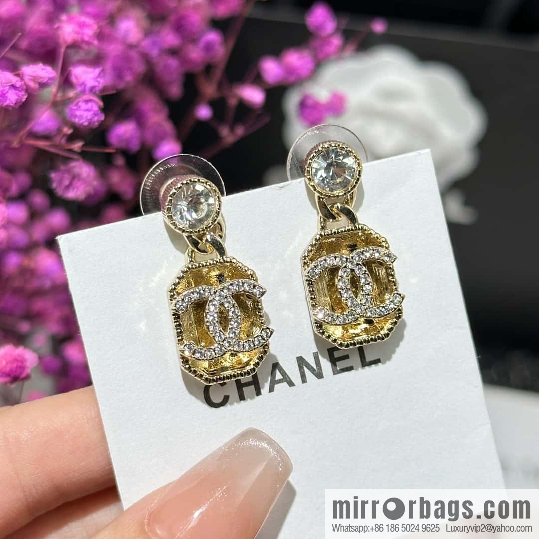 ☀️New ☑️ chanel c1 double c rhinestone octagon stud earrings ☀️