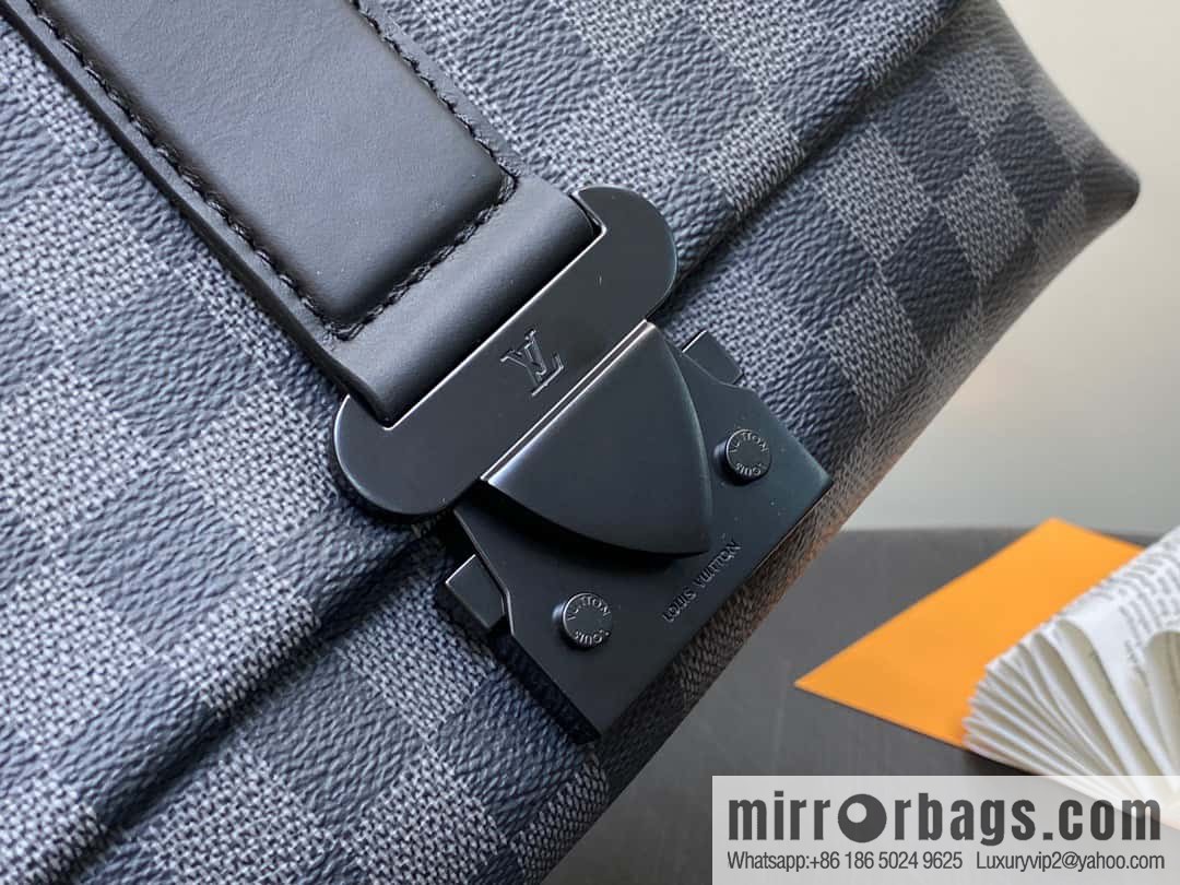[Boutique‑grade] M46794 Haige, men's bag messenger bag series S-Cape messenger bag