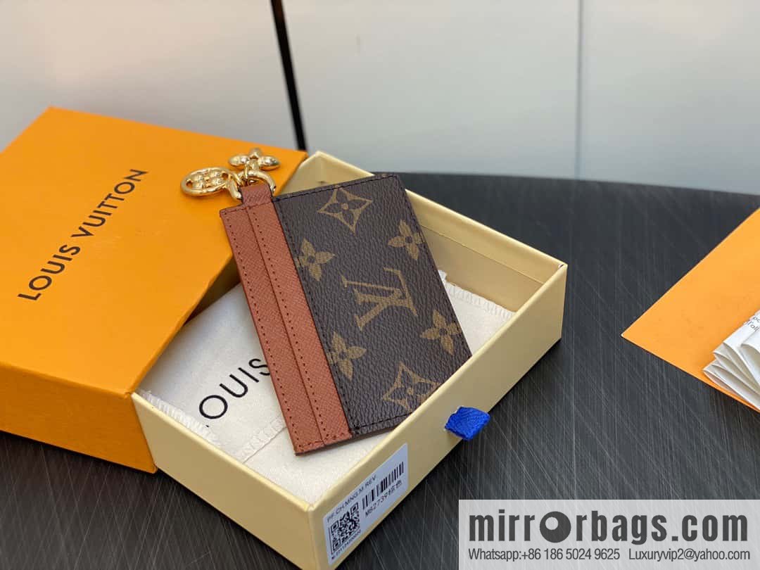 [Boutique‑grade] M82739 monogram brown card holder wallet series LV CHARMS card holder
