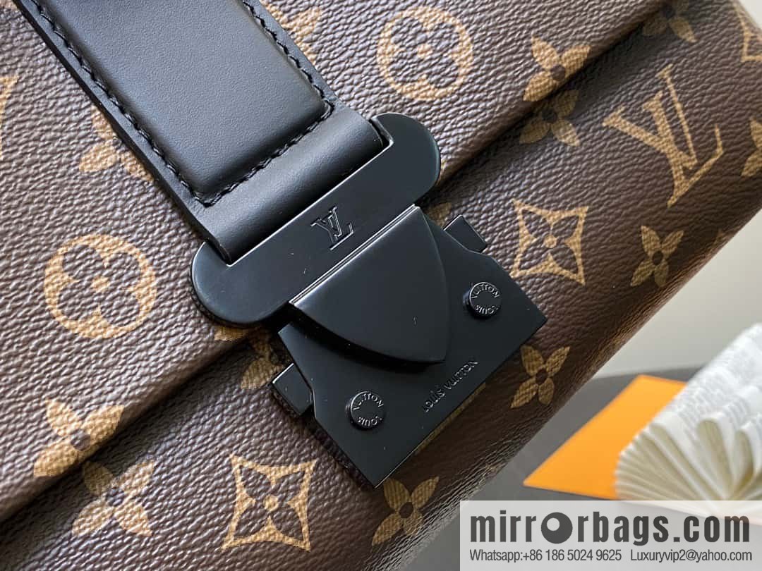 [Premium‑quality] M46794 monogram men's bag messenger bag series S-Cape messenger bag