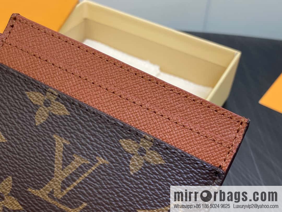 [Boutique‑grade] M82739 monogram brown card holder wallet series LV CHARMS card holder