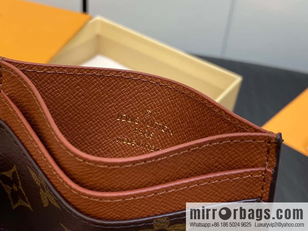[Boutique‑grade] M82739 monogram brown card holder wallet series LV CHARMS card holder