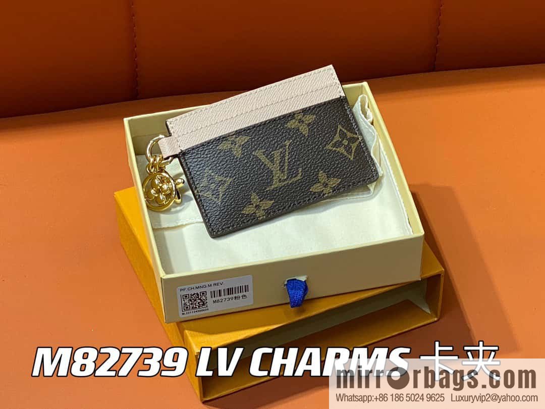 [Boutique‑grade] M82739 presbyopia pink card holder wallet series LV CHARMS card holder