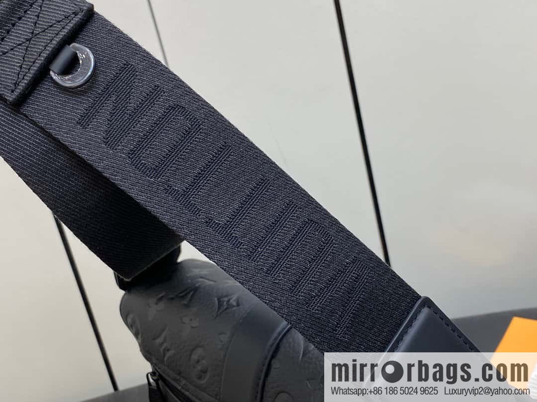 [Premium‑quality] M23471 black full leather men's bag messenger bag series S-Cape messenger bag