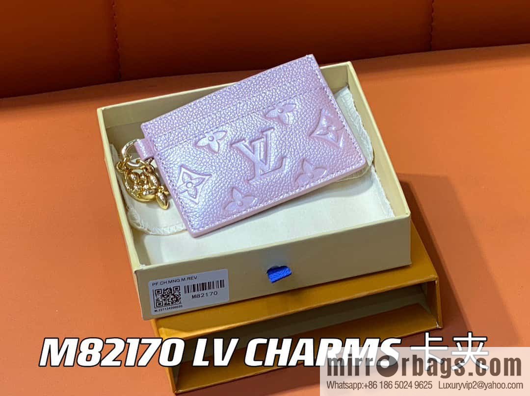 [Boutique‑grade] M82132 pearlescent powder full leather M82739 card holder wallet series LV CHARMS card holder