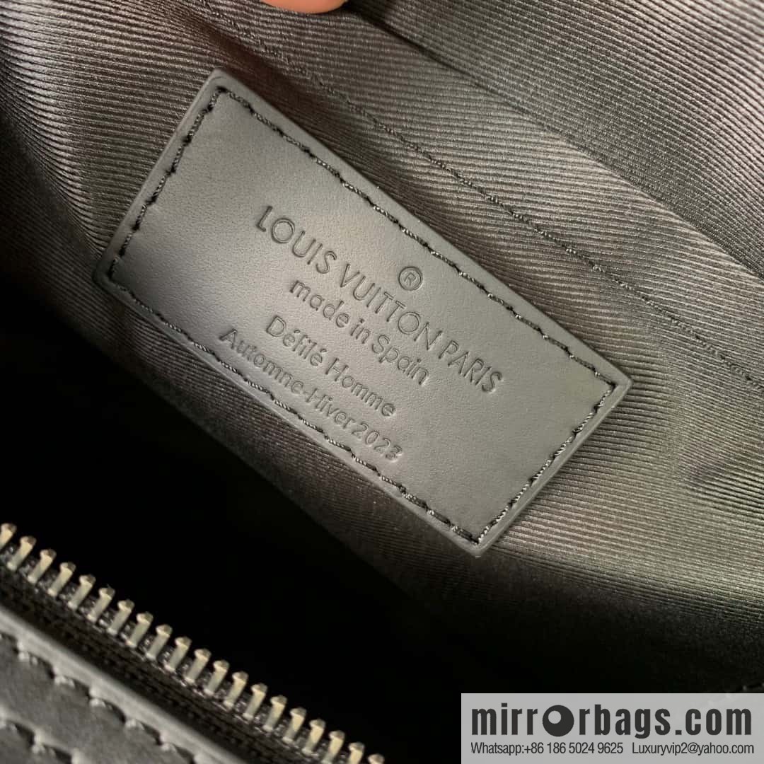 M23092 black Soft Polochon handbag
