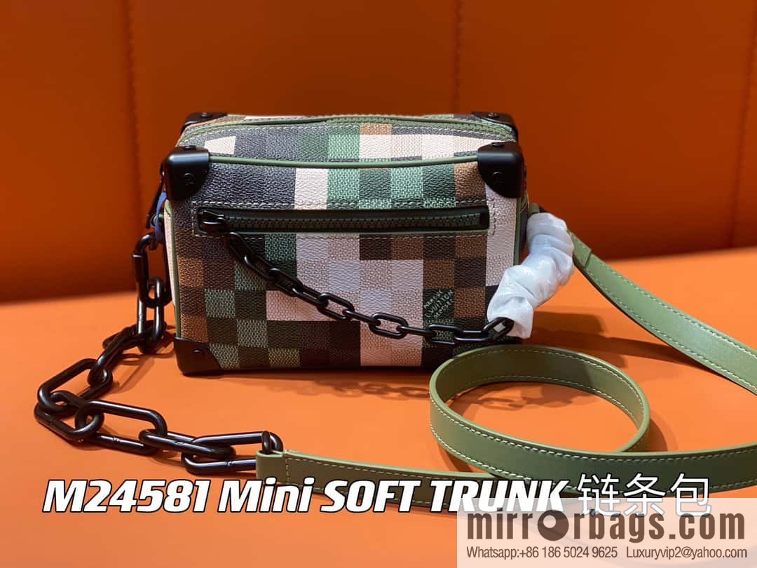 [Boutique‑grade] M24581 camouflage plaid men's bag box bag series Virgil Abloh 2024 early spring Mini SOFT TRUNK chain bag, M44735