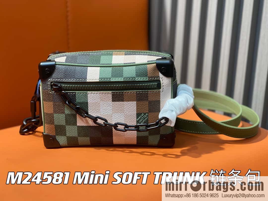 [Boutique‑grade] M24581 camouflage plaid men's bag box bag series Virgil Abloh 2024 early spring Mini SOFT TRUNK chain bag, M44735