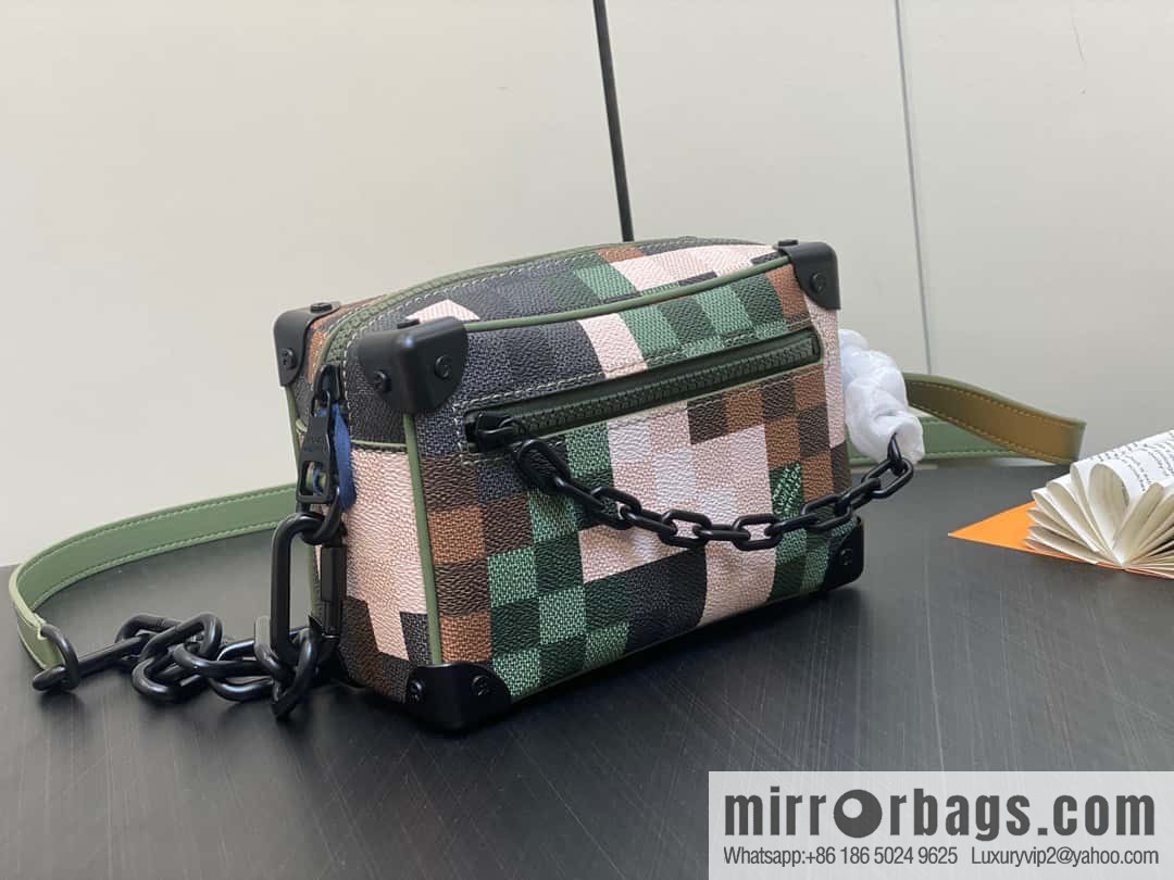 [Boutique‑grade] M24581 camouflage plaid men's bag box bag series Virgil Abloh 2024 early spring Mini SOFT TRUNK chain bag, M44735