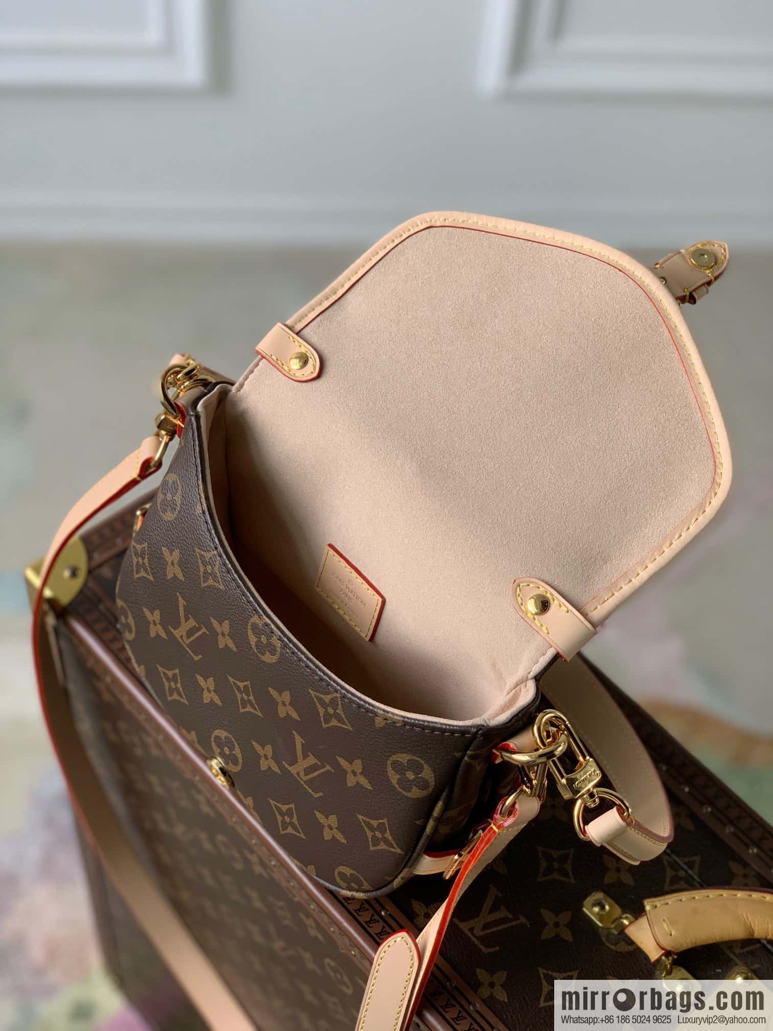 M46740 monogram SAUMUR BB handbag