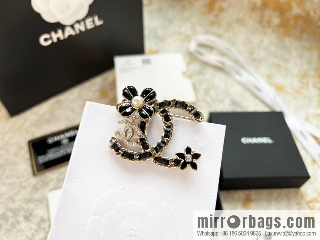 New Chanel double c camellia black leather rope brooch