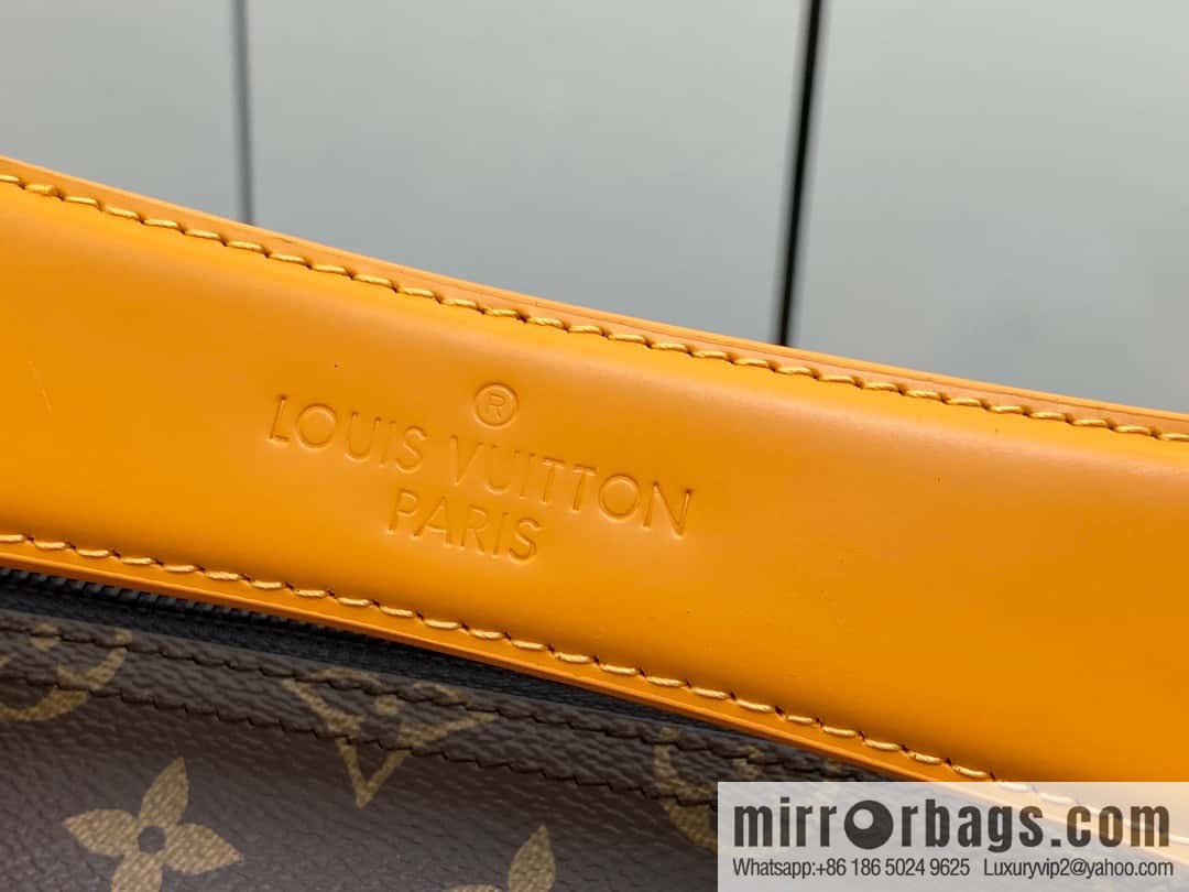 [Boutique‑grade] M46796 monogram cylinder bag men's bag series, this Soft Polochon small handbag