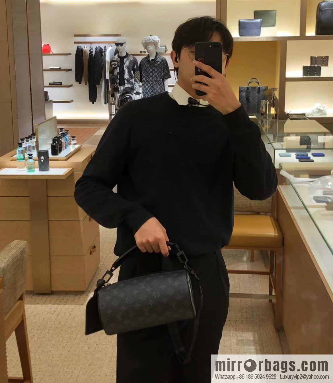 [Boutique‑grade] M46796 black flower, cylinder bag men's bag series, this Soft Polochon small handbag.