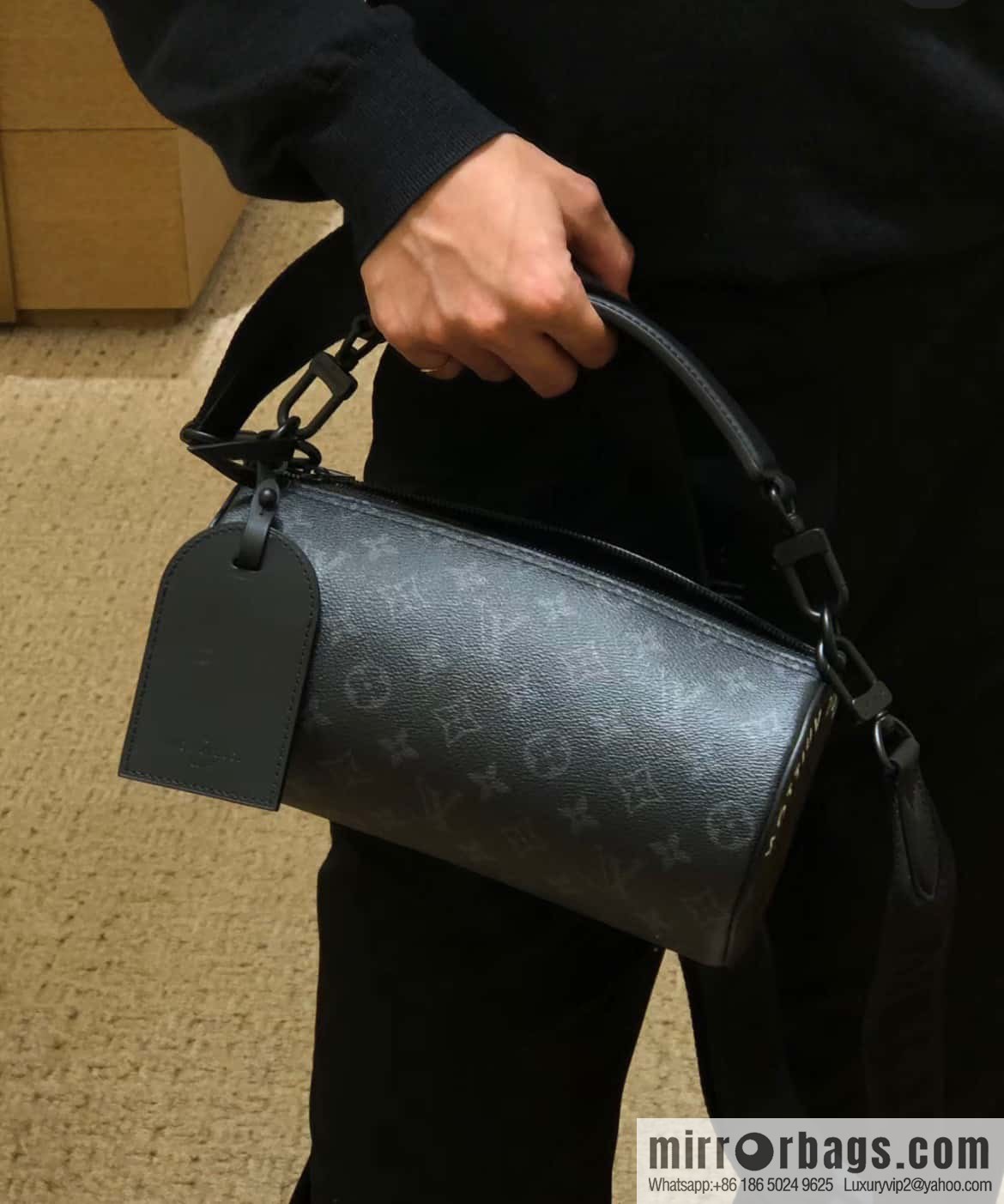 [Boutique‑grade] M46796 black flower, cylinder bag men's bag series, this Soft Polochon small handbag.