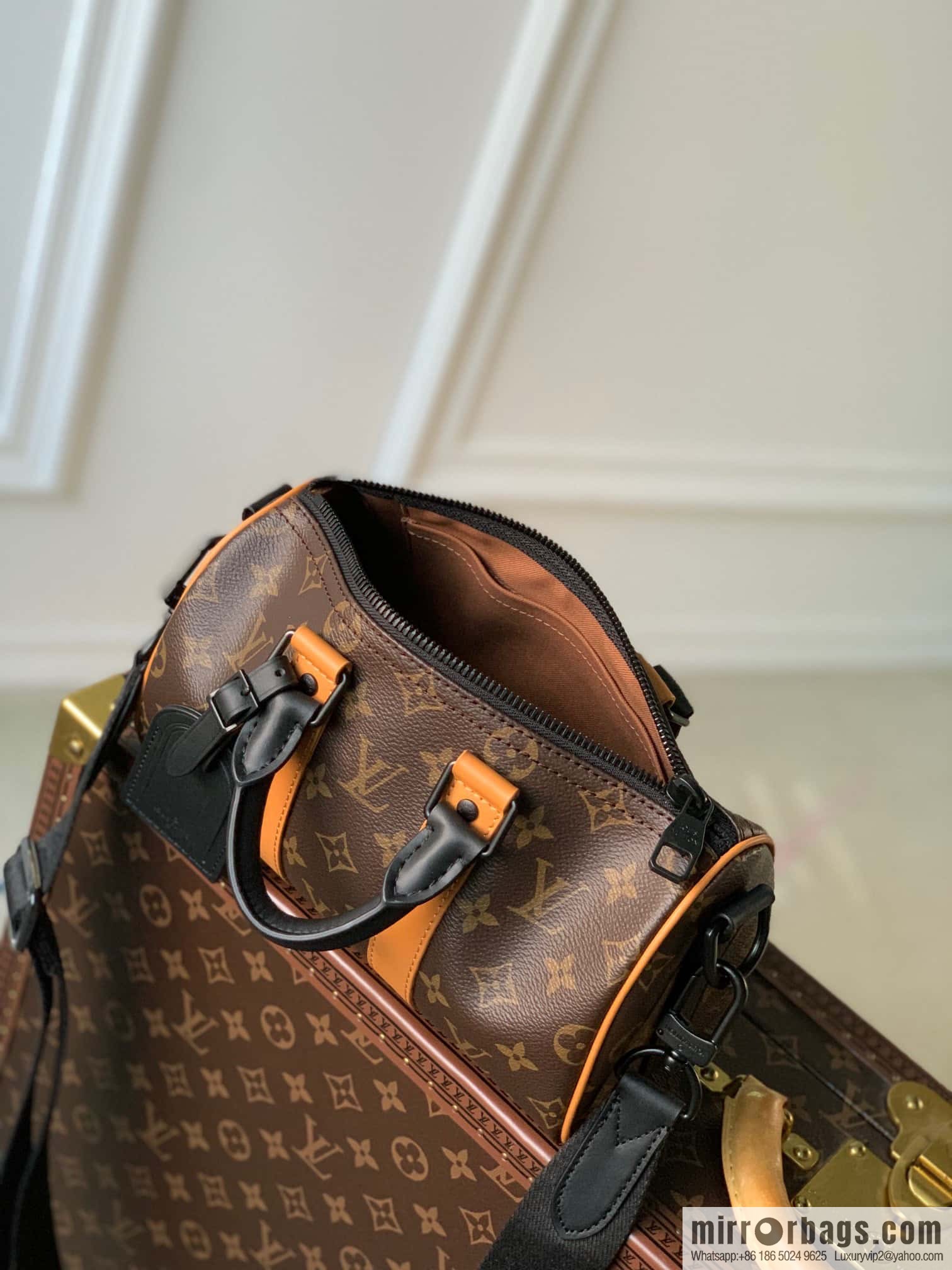 M46687 monogram yellow leather, men's bag, pillow bag series Keepall handbag, the new KEEPALL BANDOULIZRE 25 handbag of the season