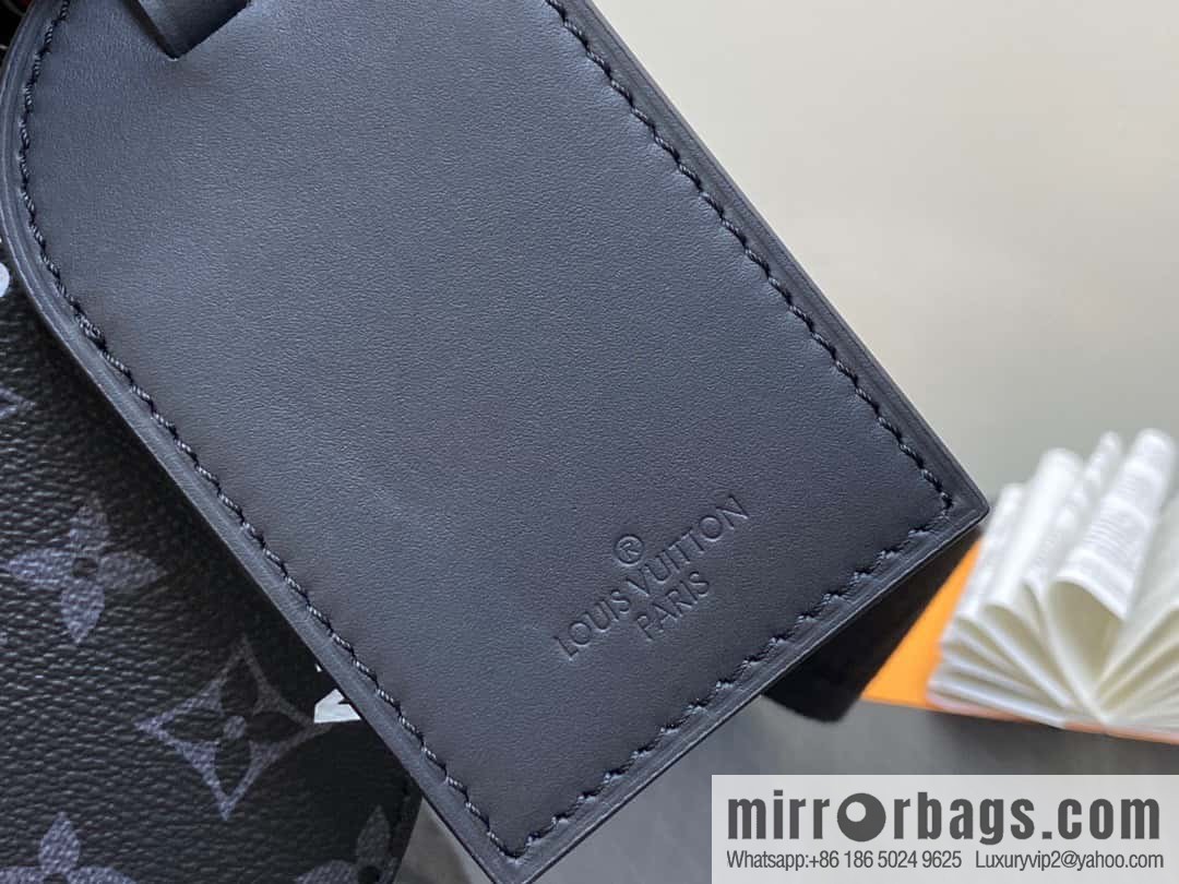 [Boutique‑grade] M46796 black flower, cylinder bag men's bag series, this Soft Polochon small handbag.