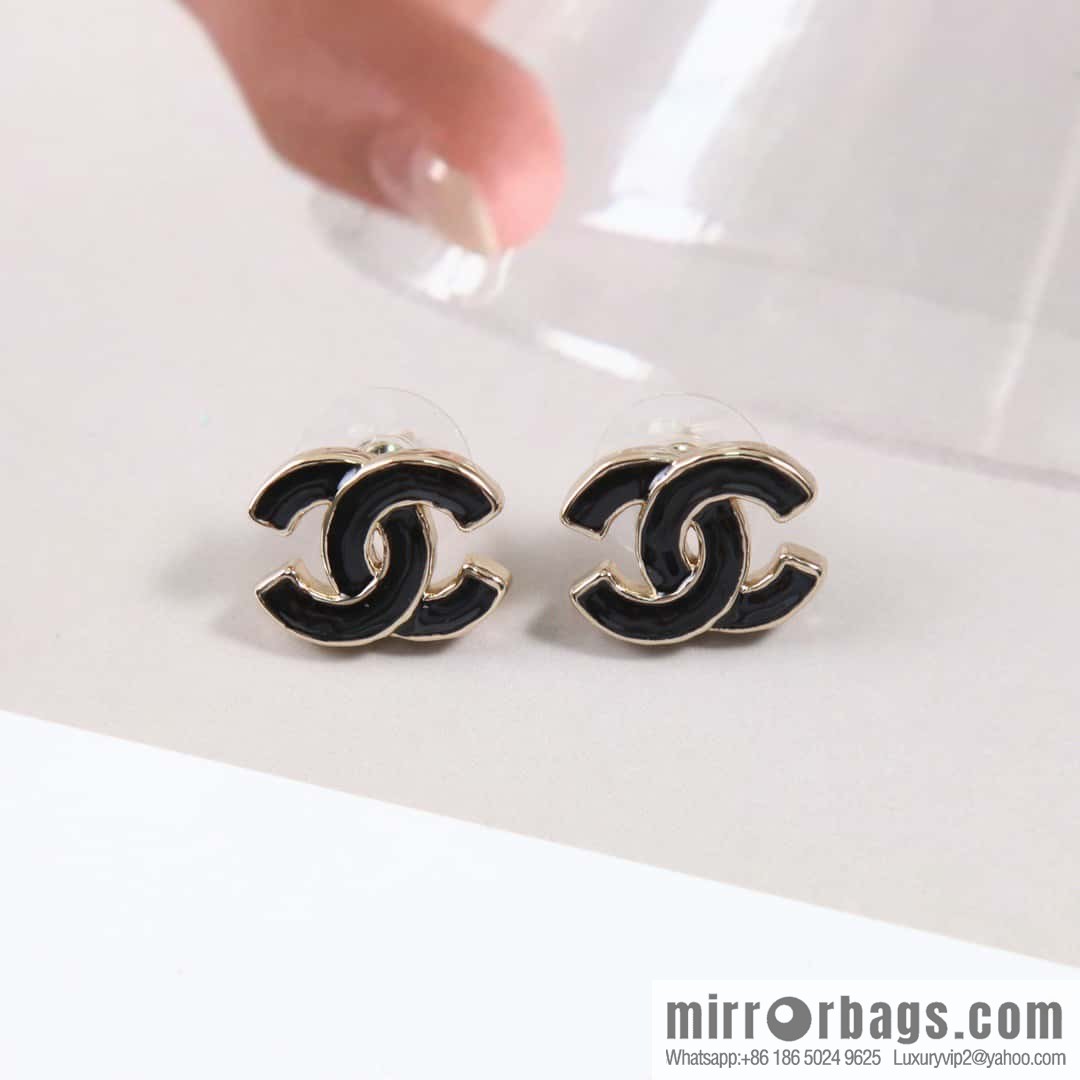 ☀️New ☑️ chanel c1 double c black oil stud earrings ☀️