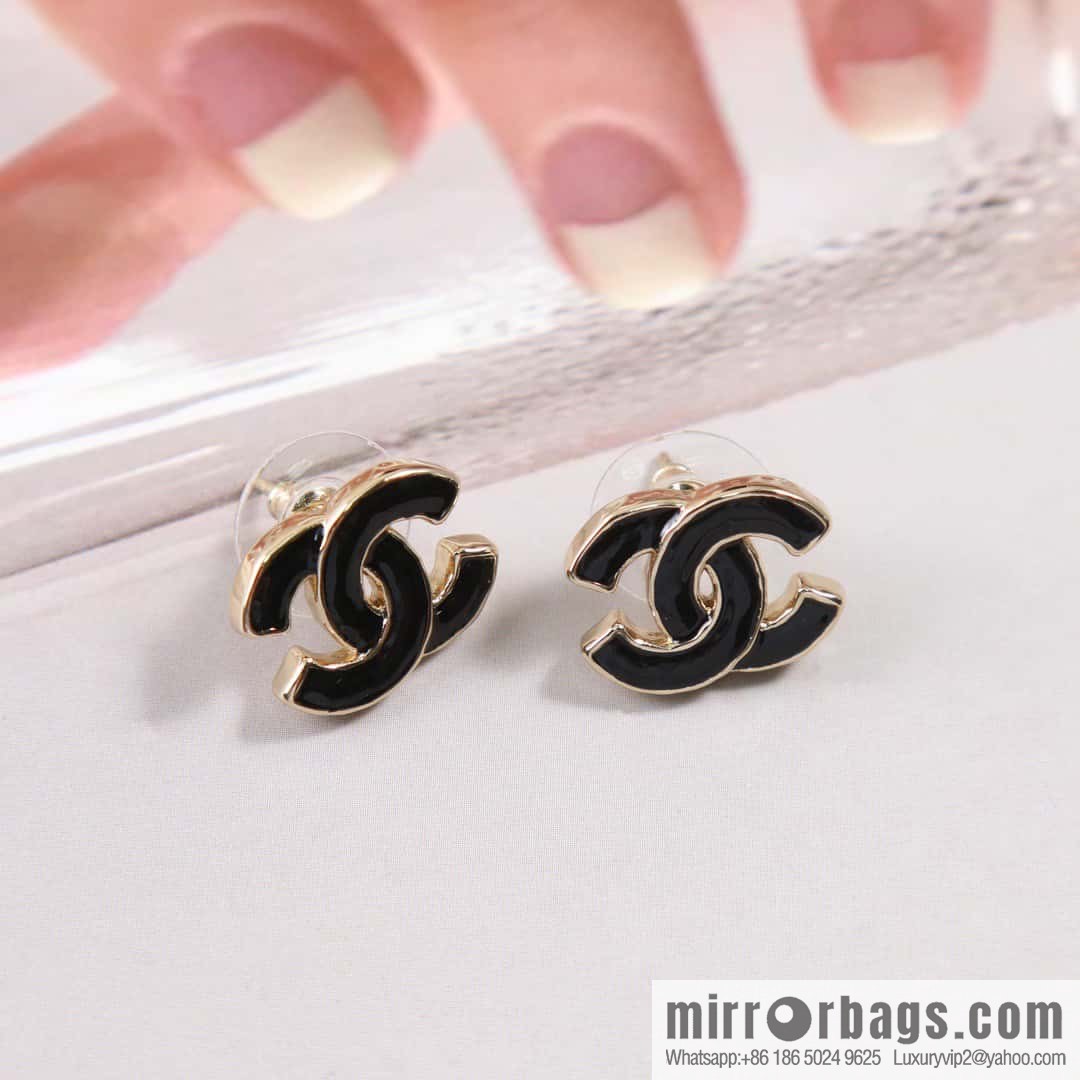 ☀️New ☑️ chanel c1 double c black oil stud earrings ☀️
