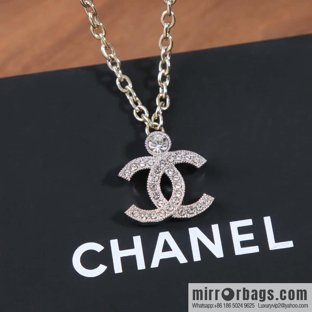 ☀️New ☑️ Chanel Double C Full Diamond Necklace ☀️