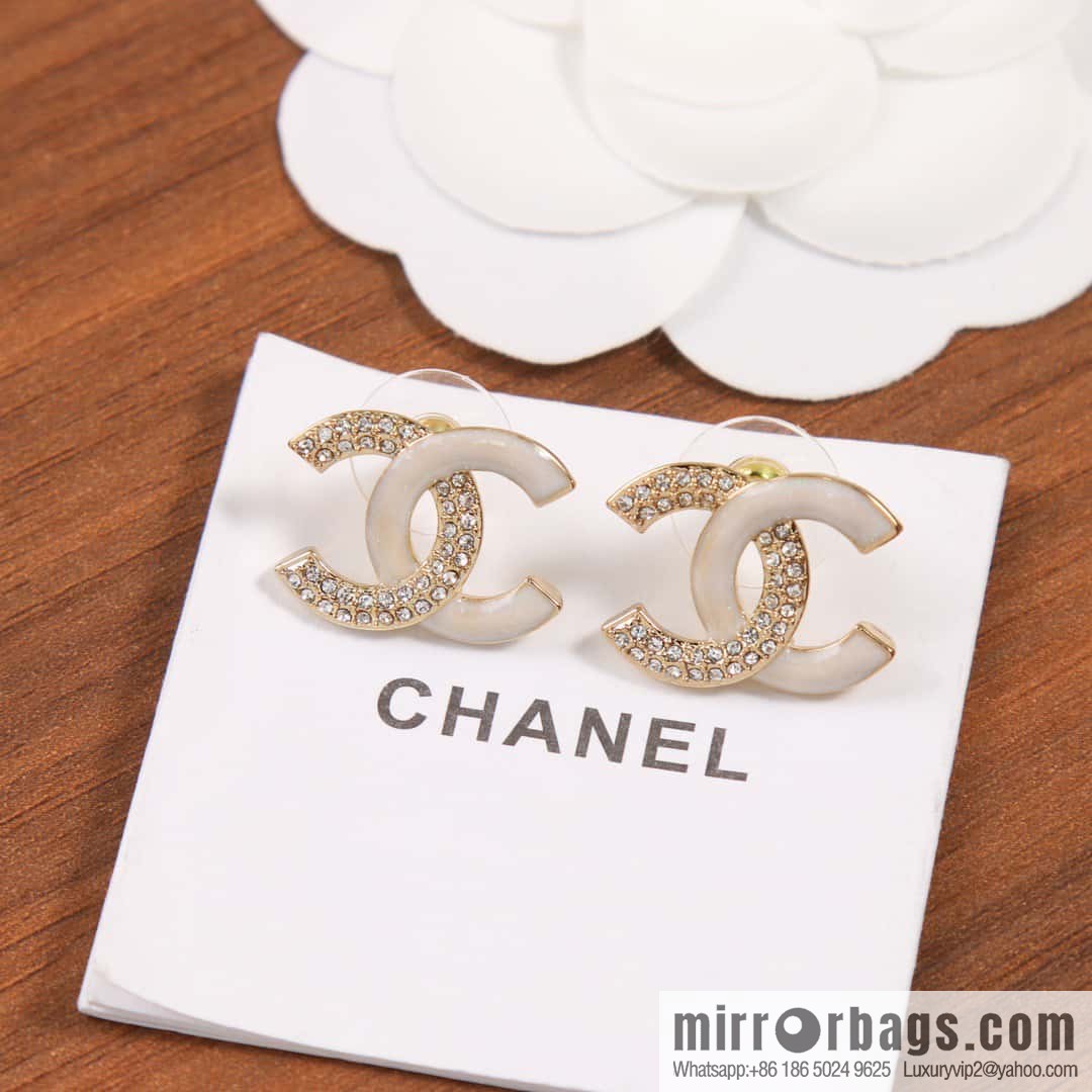 ☀️New ☑️ chanel c1 double c half drill half drop oil stud earrings ☀️