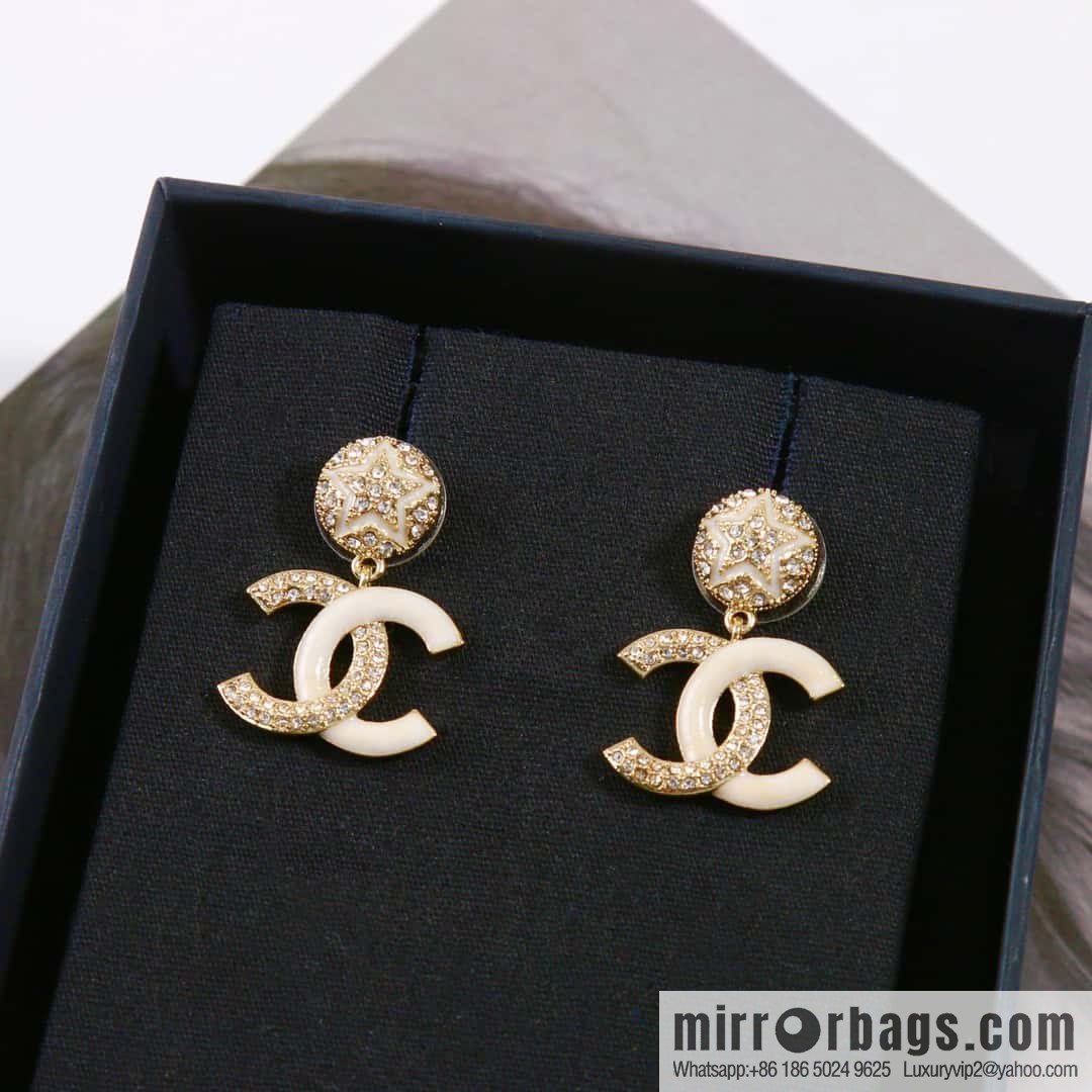☀️Chanel c2 double c half drill half drop oil pentagram ⭐ star stud earrings ☀️