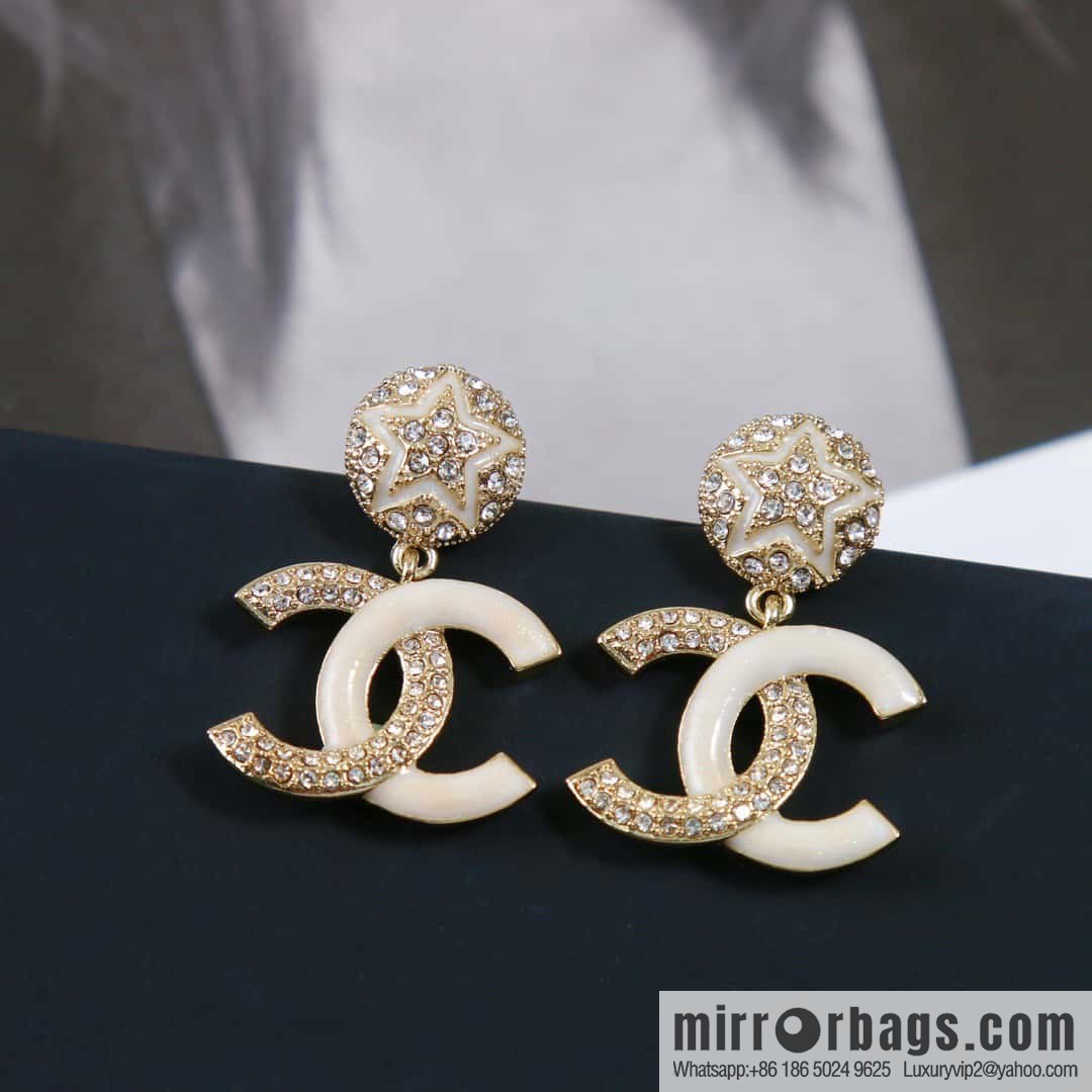 ☀️Chanel c2 double c half drill half drop oil pentagram ⭐ star stud earrings ☀️