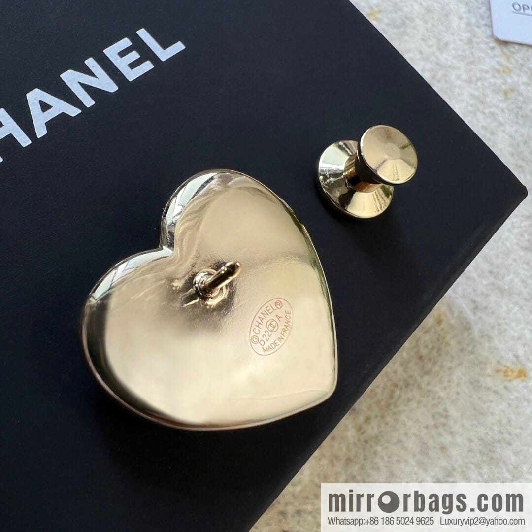 New Chanel double c peach heart brooch