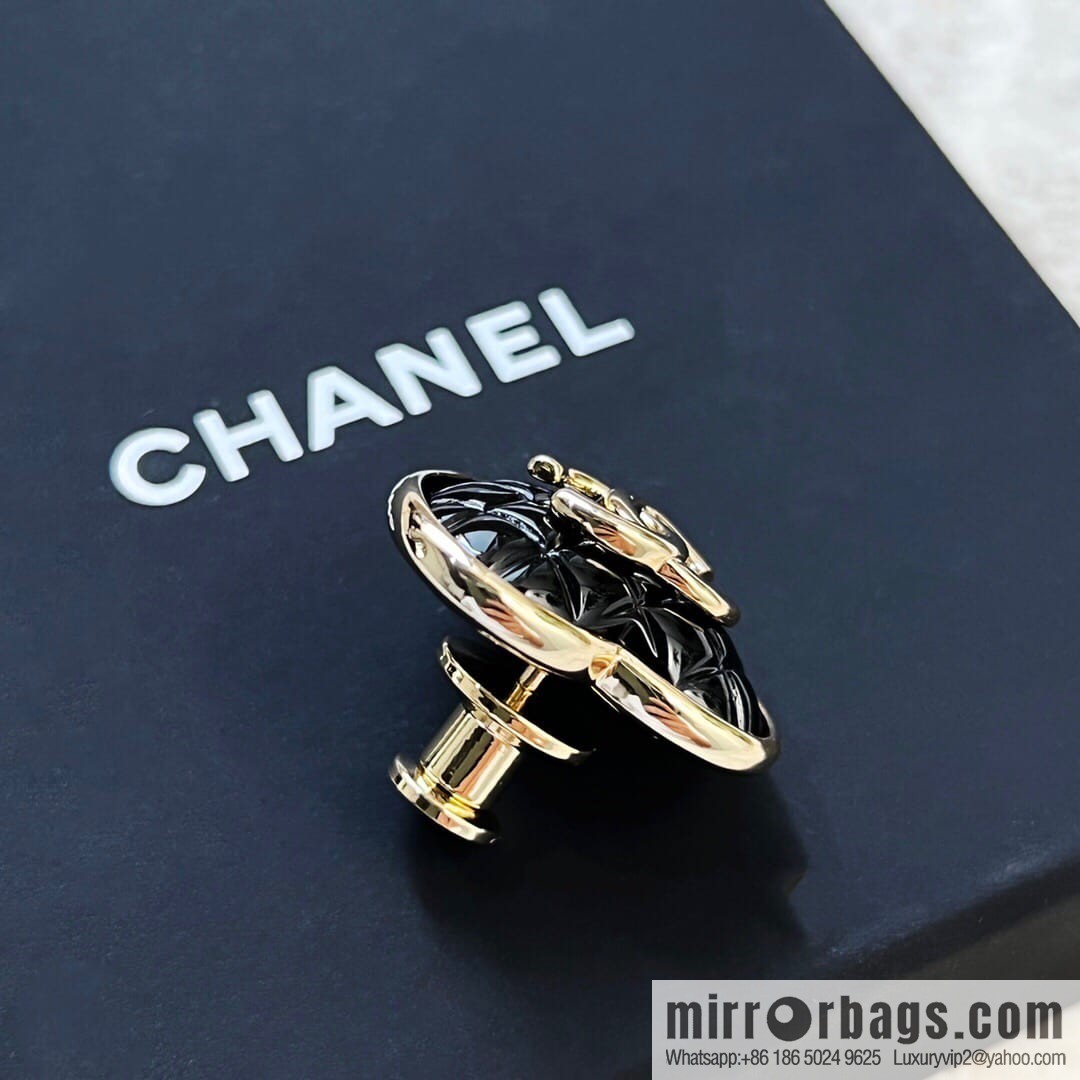 New Chanel double c peach heart brooch