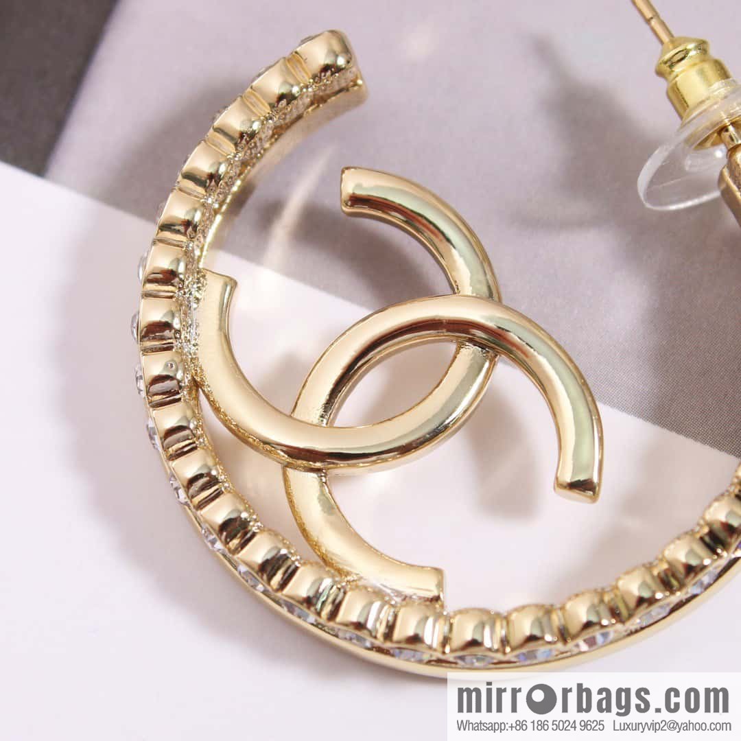 ☀️New ☑️ chanel c1 double c semicircular stud earrings ☀️