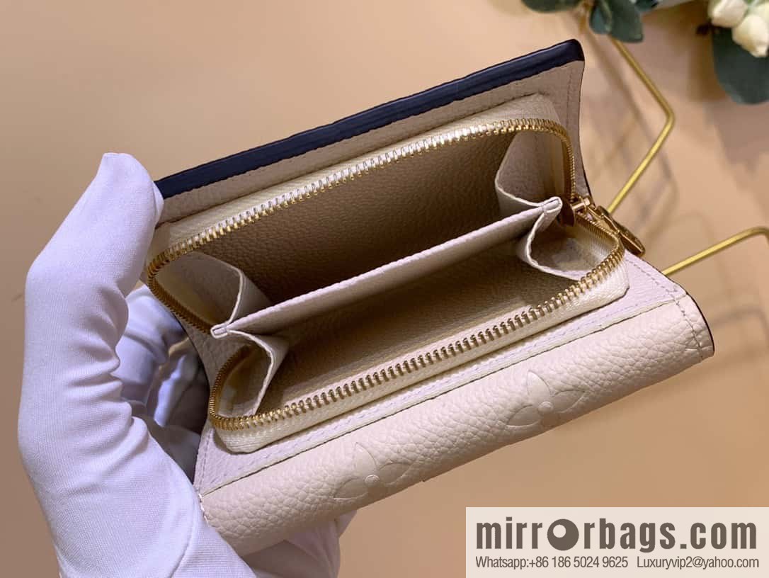 [Metis short wallet - all steel hardware] M81071 white (embossed) M81071 MÉTIS short wallet