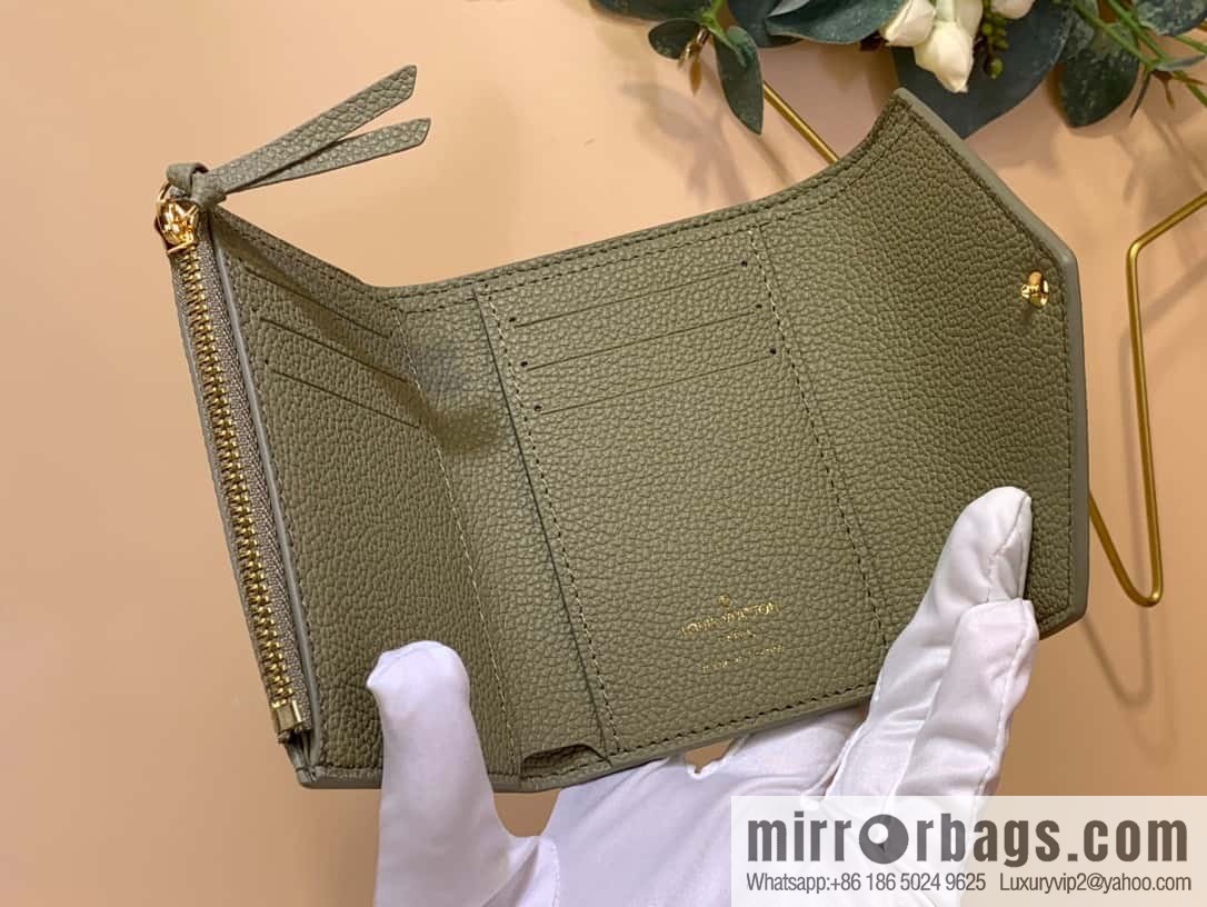 M80086 grass green, silk screen) Victorine wallet