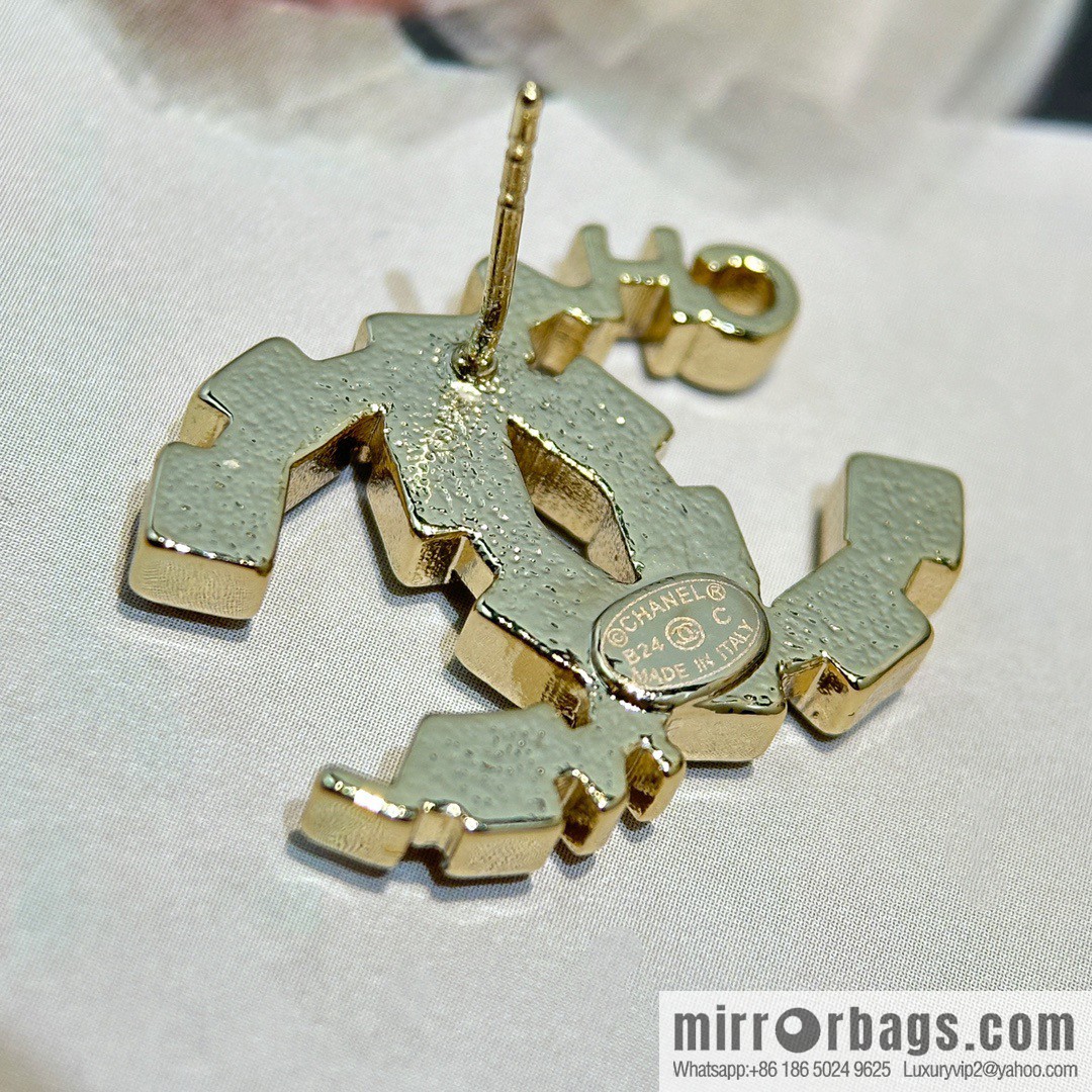 ☀️New ☑️ Chanel double c square letter stud earrings