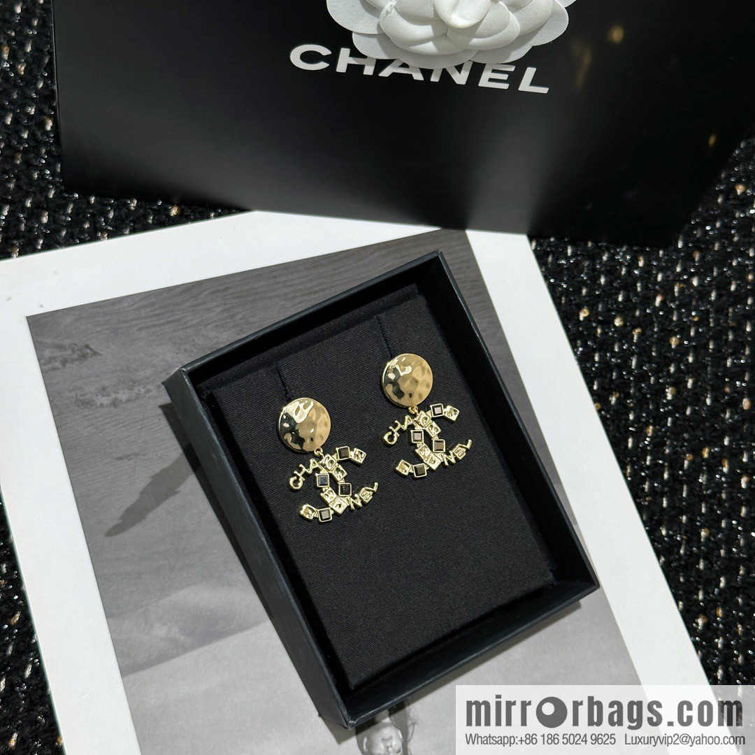 ☀️New ☑️ Chanel C2 double c round stud earrings