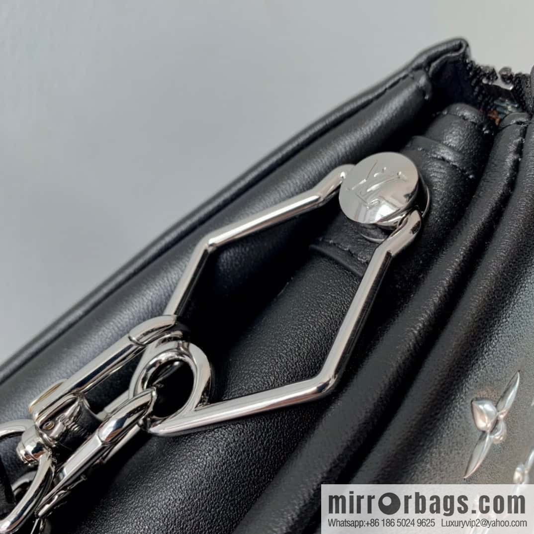 [Coussin Small Handbag] M57791 Vuittamins Capsule Series