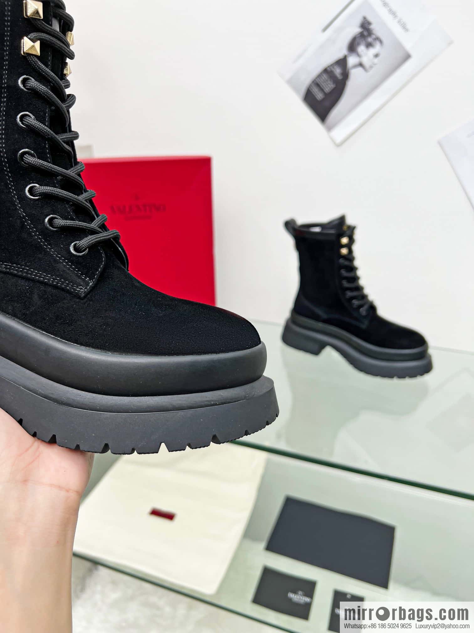 π°π°ππ΄πΏπΈπππΌππ Valentino. Classic Valentino stud boots