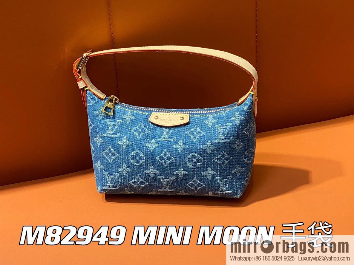 [Boutique‑grade] M82949 blue denim, denim mini moon bag MINI MOON handbag
