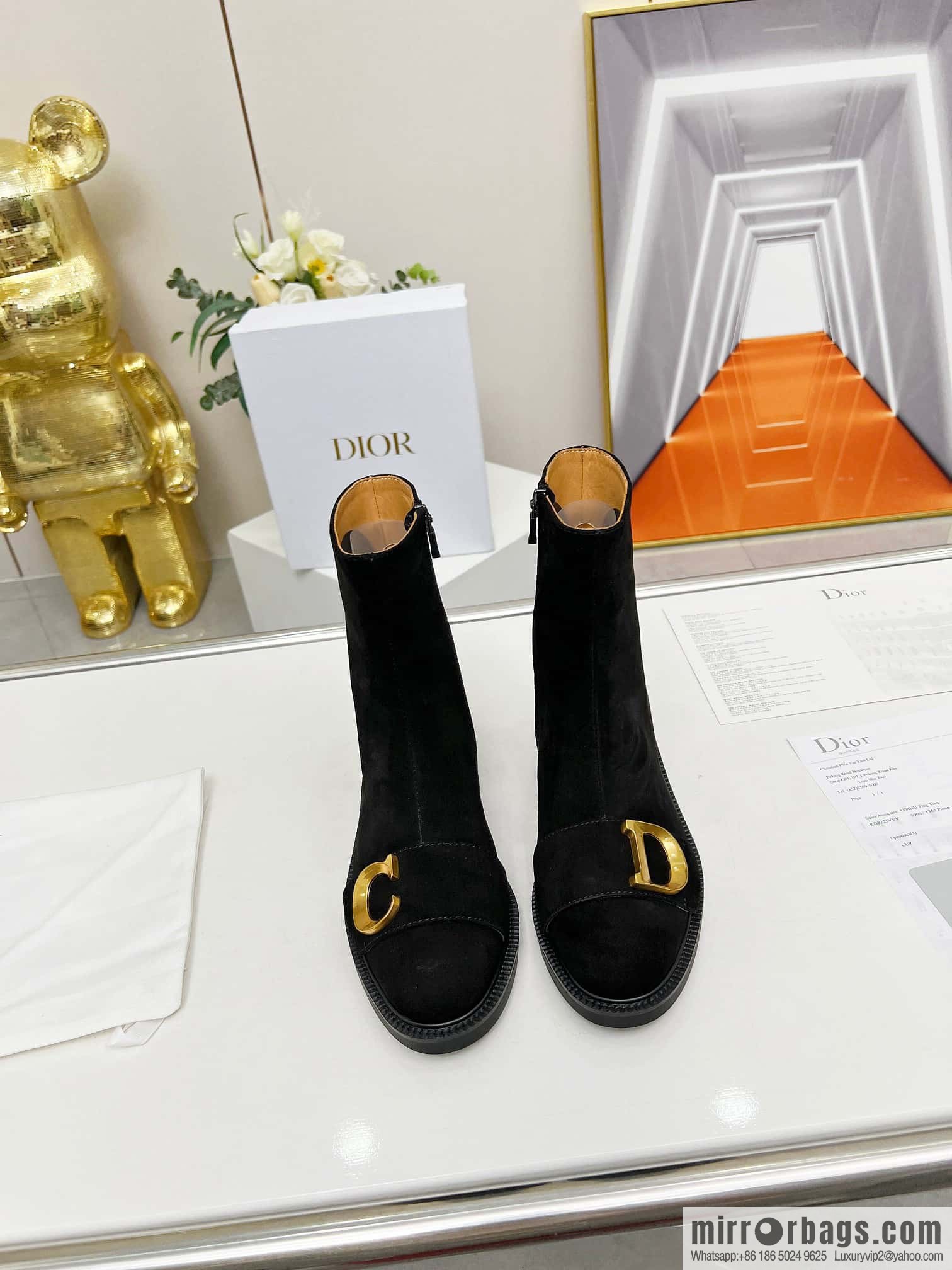 🐰🐰Dior's latest fashion show in early spring haute couture series, metal letter logo hardware buckle short boots