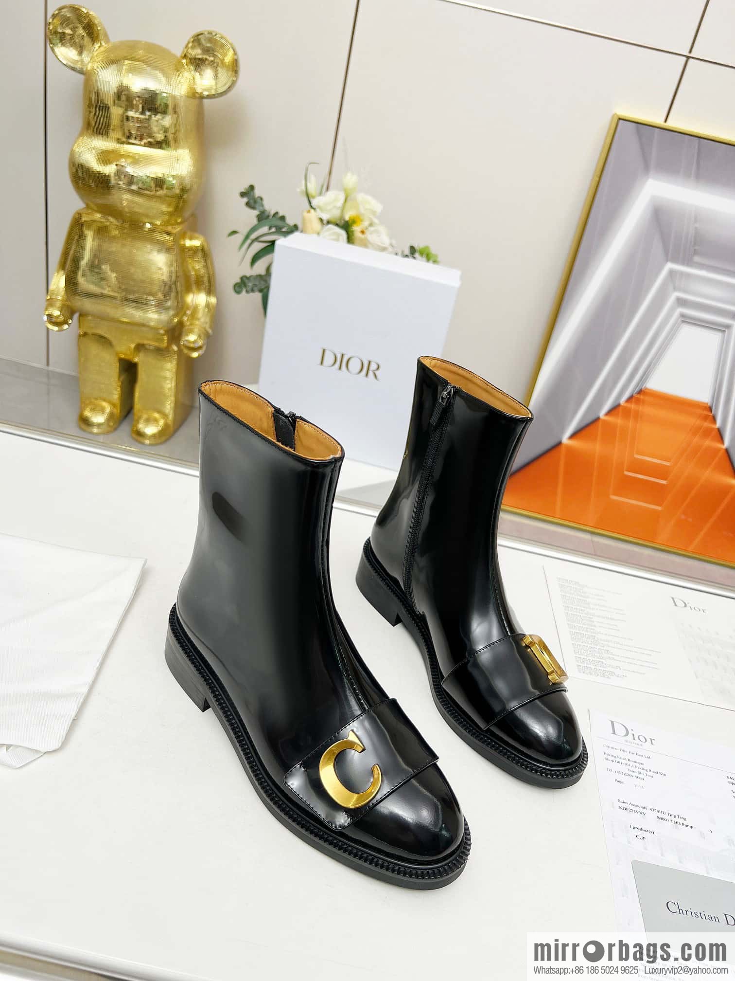 🐰🐰Dior's latest fashion show in early spring haute couture series, metal letter logo hardware buckle short boots